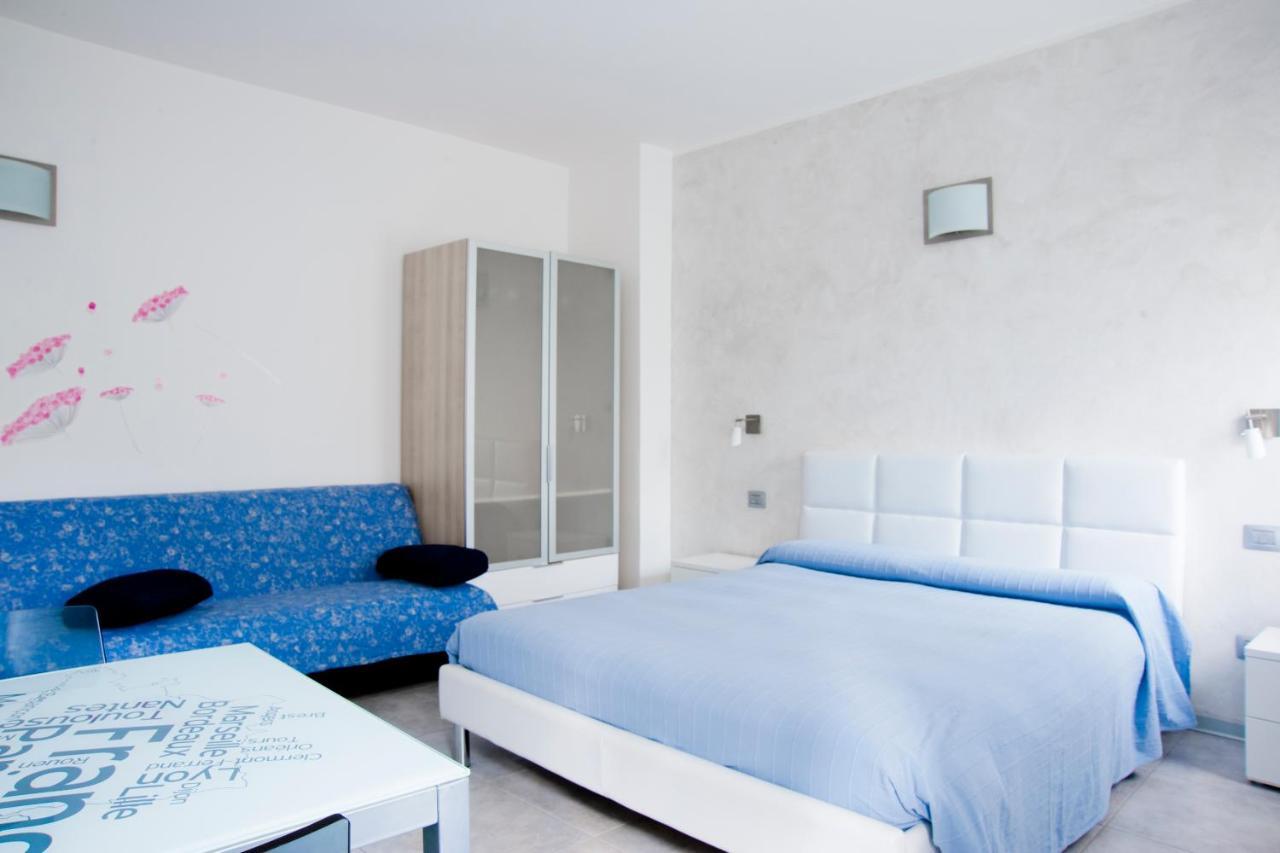 Bed and Breakfast Il Giardino Di Rebecca Ferrara Esterno foto
