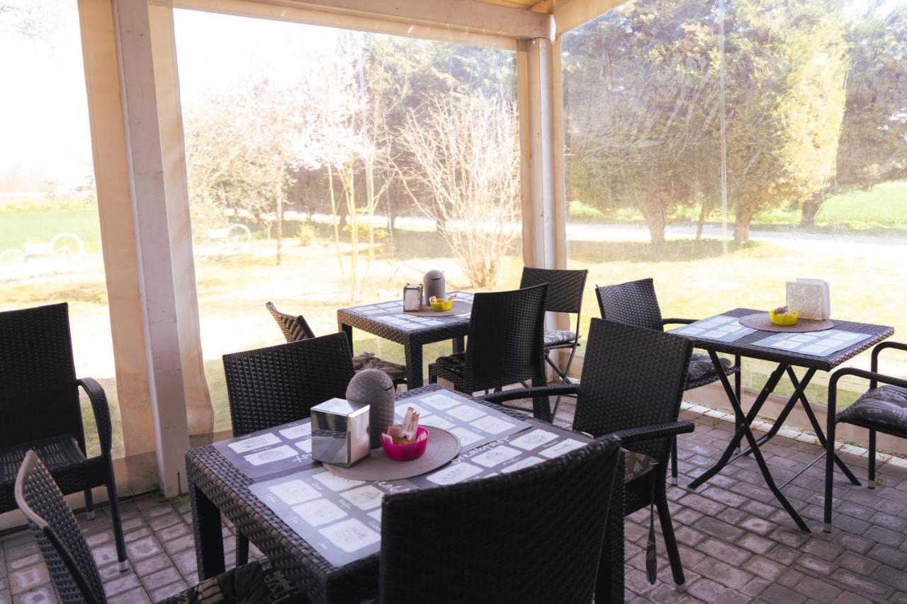 Bed and Breakfast Il Giardino Di Rebecca Ferrara Esterno foto