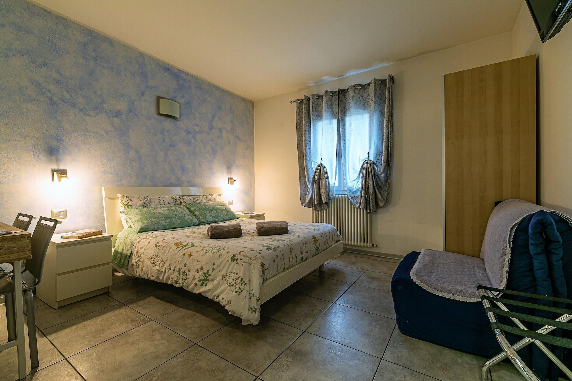 Bed and Breakfast Il Giardino Di Rebecca Ferrara Esterno foto